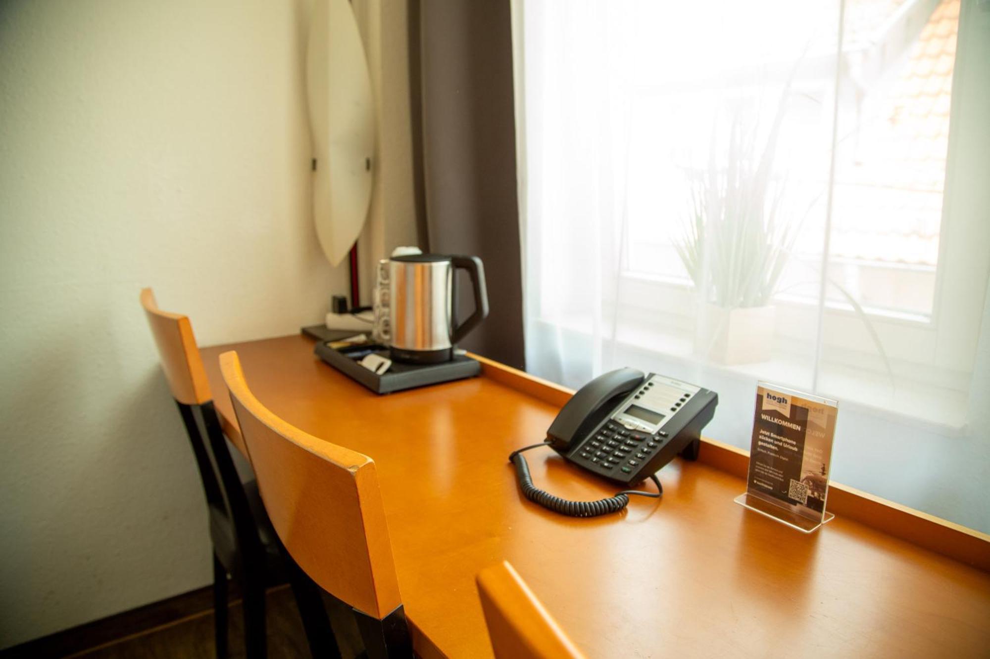 Hogh Hotel Хейльбронн Экстерьер фото