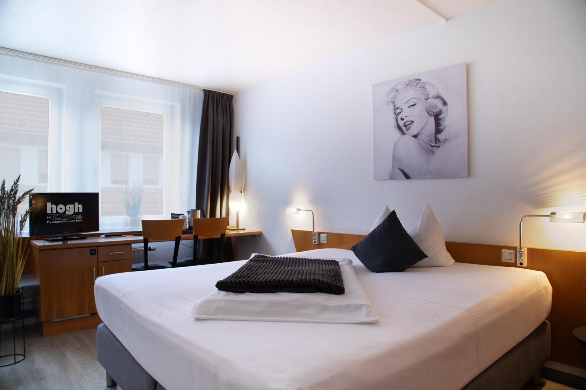 Hogh Hotel Хейльбронн Экстерьер фото
